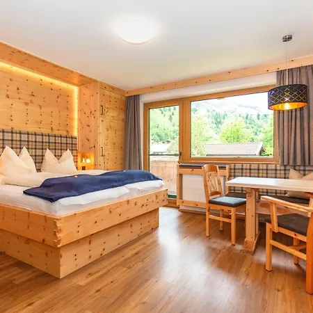 Apartment Gaestehaus Luggau Rauris Exterior photo