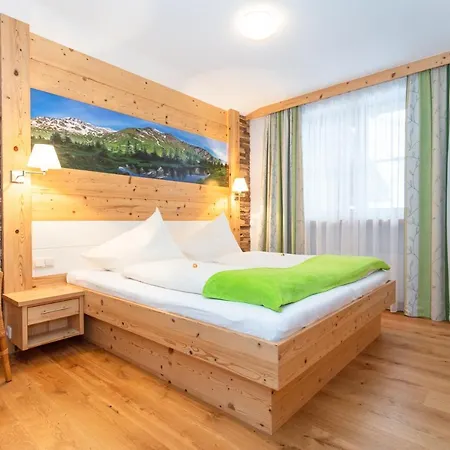 Apartment Gaestehaus Luggau Rauris Exterior photo