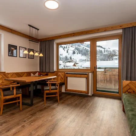 Apartment Gaestehaus Luggau Rauris Exterior photo