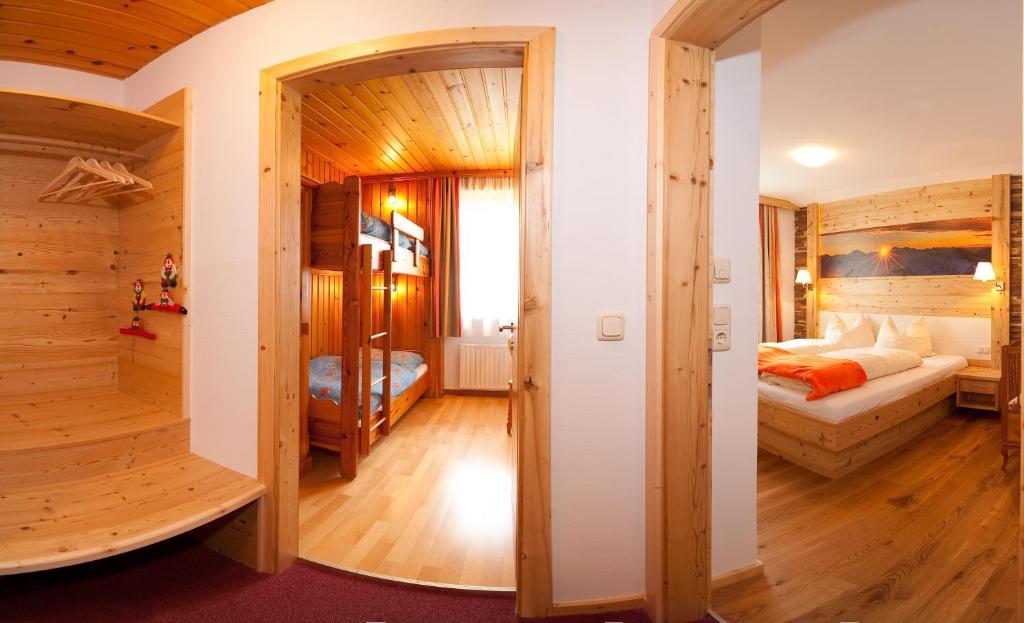Gastehaus Luggau Apartment